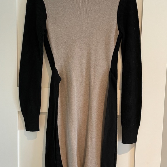 Club Monaco Arnettie Sweater Dress | XS - Picture 7 of 9